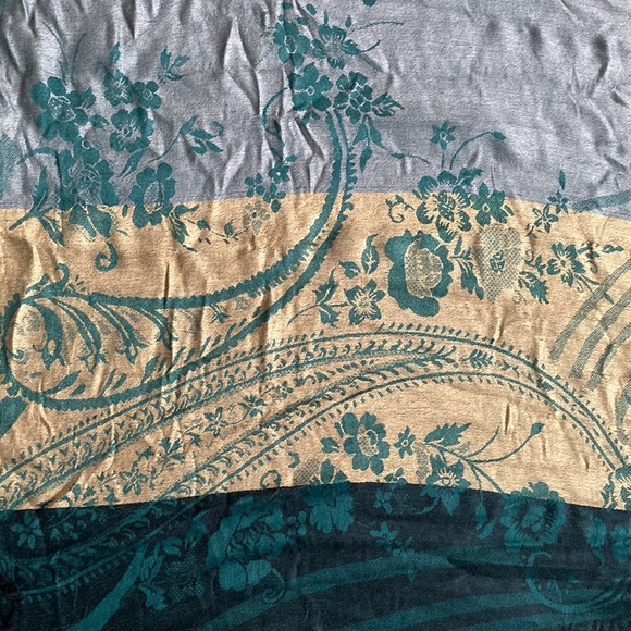 Women's Designer Scarf by Nicole - 100% Pashmina - Picture 8 of 10